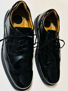 croft & barrow Black Patent Wingtip Oxford Shoes with Yellow Interior